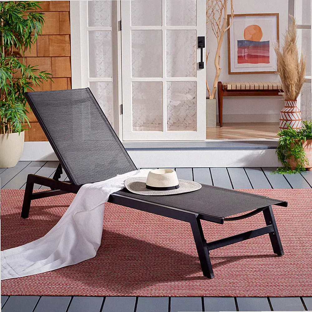 SAFAVIEH Outdoor Collection Fionne Chaise Sunlounger | Black