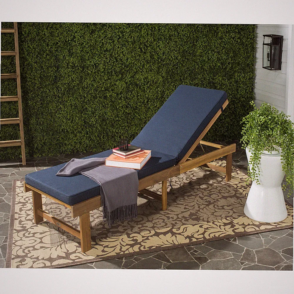 SAFAVIEH Outdoor Collection Inglewood Chaise Lounge Chair | Natural/Navy